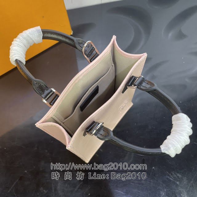 Louis Vuitton新款女包 M69441 路易威登Petit Sac Plat手袋 LV手机包手提肩背斜挎包  ydh4182